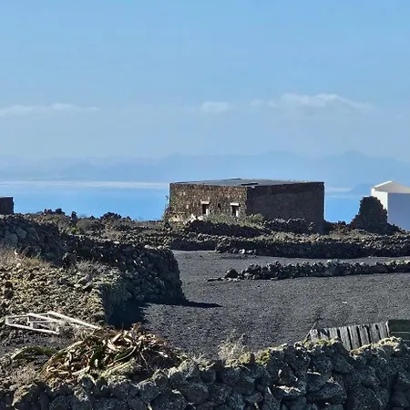 Casa Mica Rural - Idyllic Setting By Lanzarote *